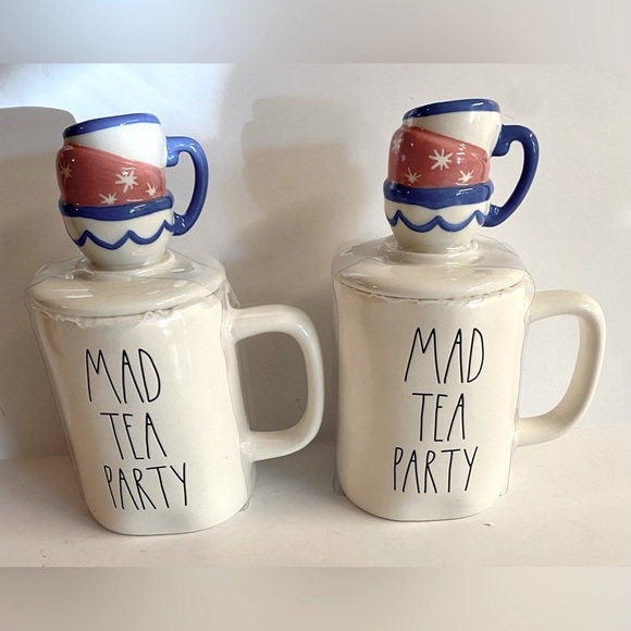 2 NWT Rae Dunn Alice In Wonderland mugs with toppers. - Picture 2 of 8